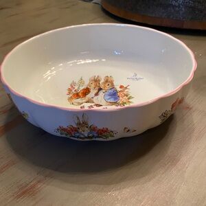 Beatrix Potter Peter Rabbit Serving Bowl 12” - Brand new never used!  adorable